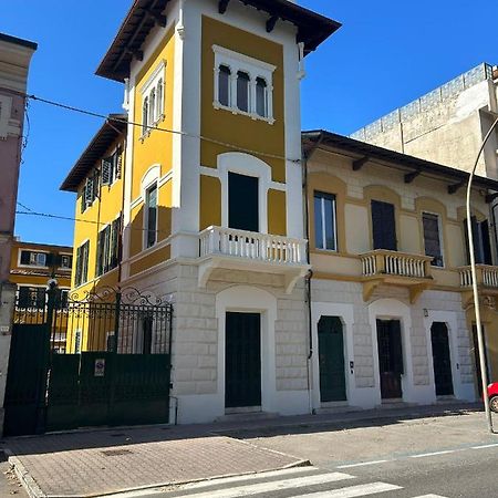 Villa Giulia Bnb Виареджо Екстериор снимка