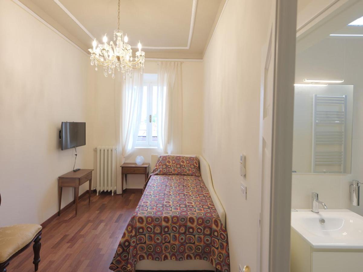 Villa Giulia Bnb Виареджо Екстериор снимка